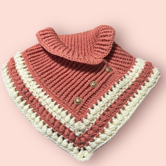 Elegant handcrafted NECK WARMER - Picture 2 of 2